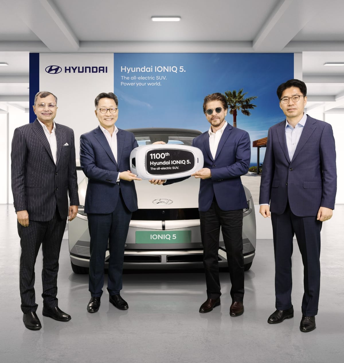 Hyundai Motor India delivers 1100th unit of all-electric SUV – Hyundai IONIQ 5 to King of Bollywood- Shah Rukh Khan